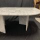 Table basse vintage en marbre blanc de carrare