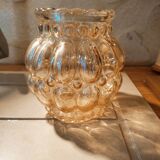 Tulip in iridescent golden glass