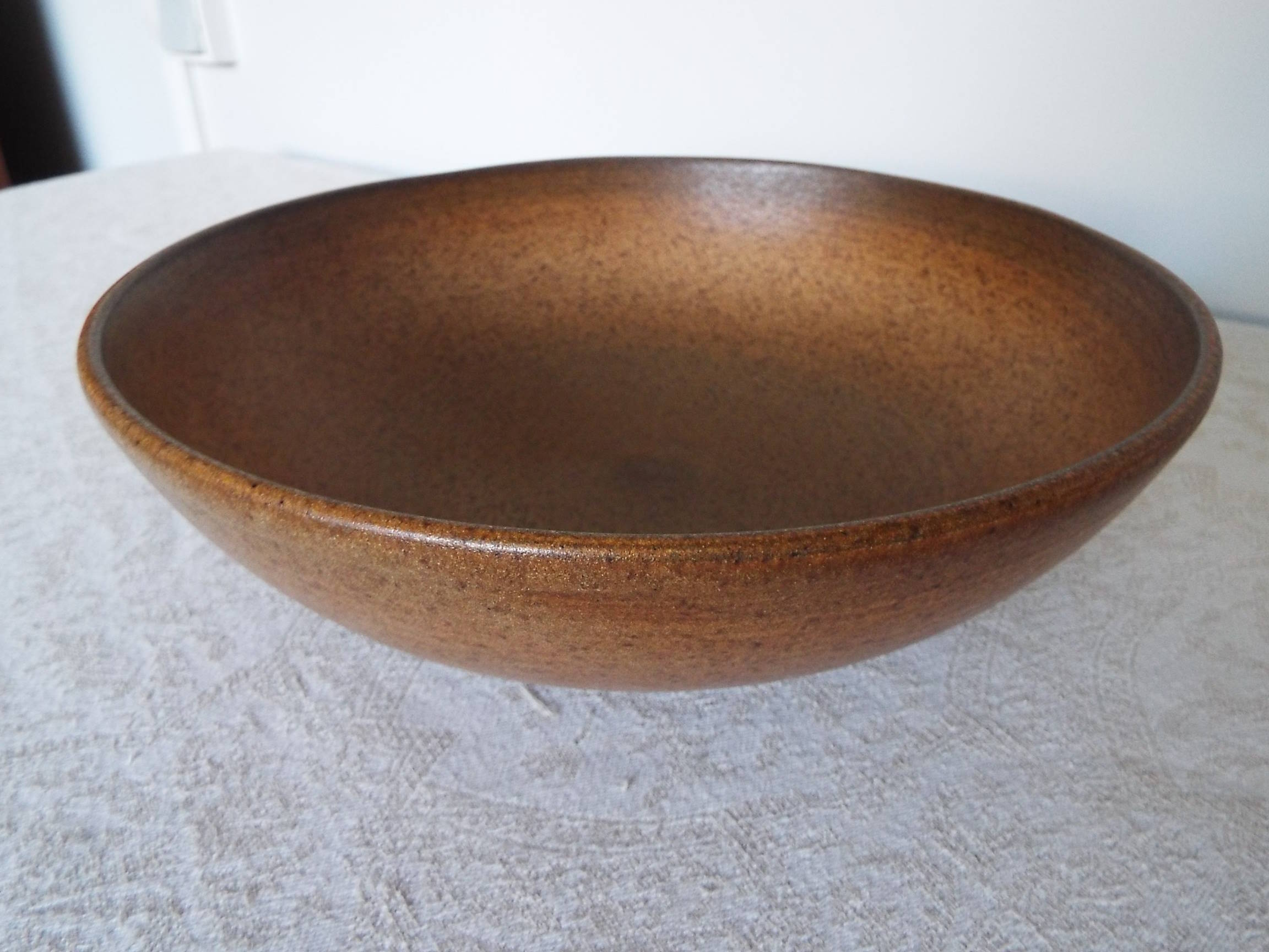 Stoneware salad bowl