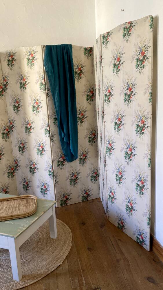 Vintage 6-panel wooden and fabric screen, 1950s-1960s.