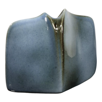 Virebent porcelain vase