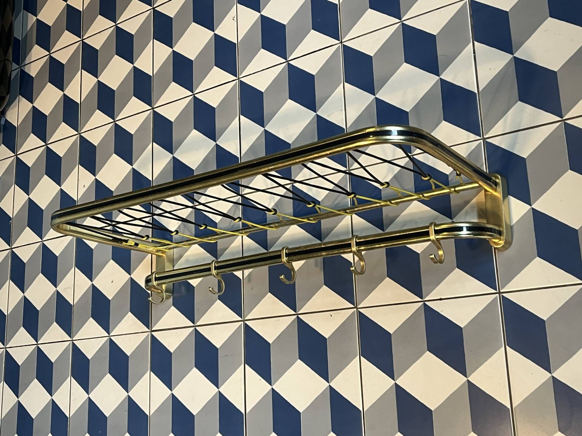 Coat rack style train luggage rack L=60 cm