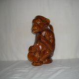 Chimpanzee pitcher; Monkey guitarist musician of the 60s