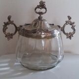 Sugar bowl in silver metal