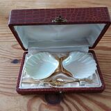 Salt and Pepper Shakers in Limoges Porcelain R.Montigny