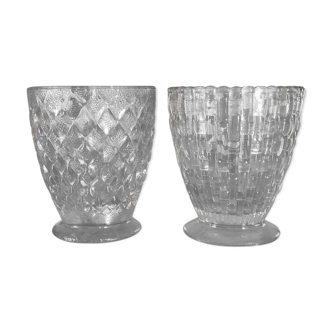 Lot de deux vases