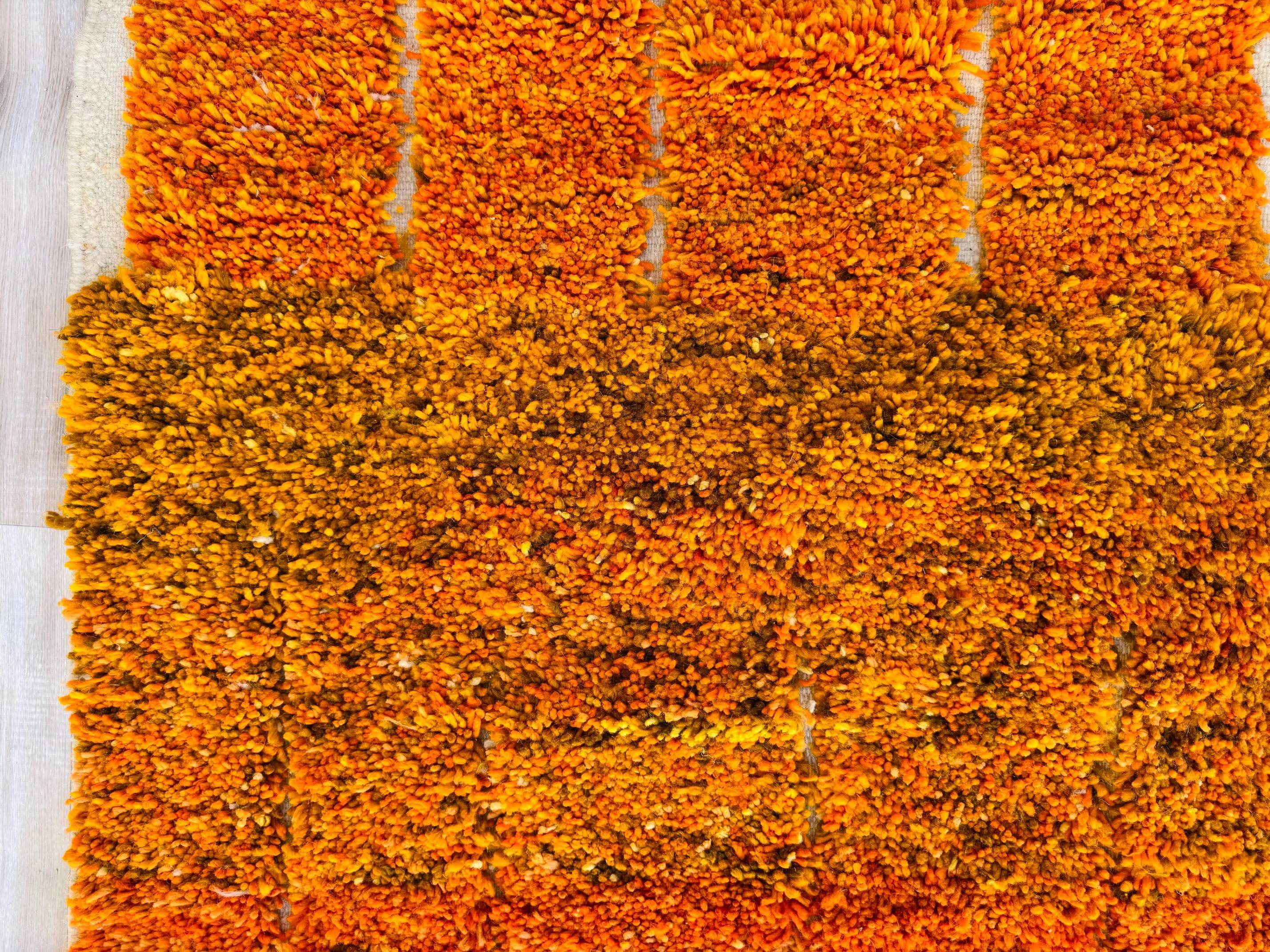 Handmade traditional carpet 250cm x 150cm Moroccan