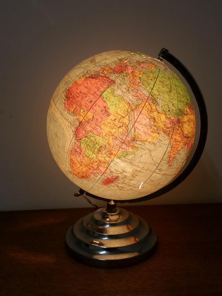 Light globe