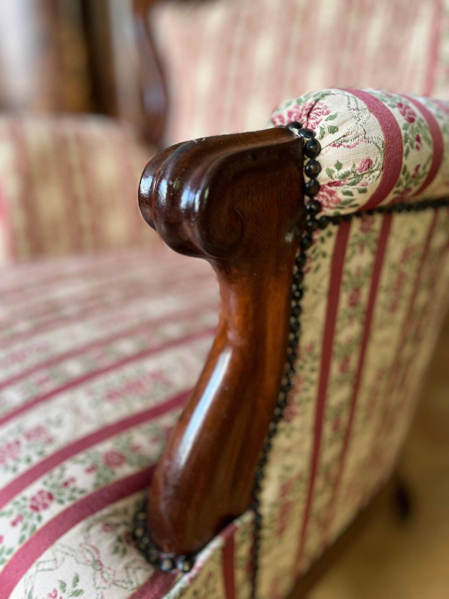 Louis Philippe style armchair with footrest from the 19th century.