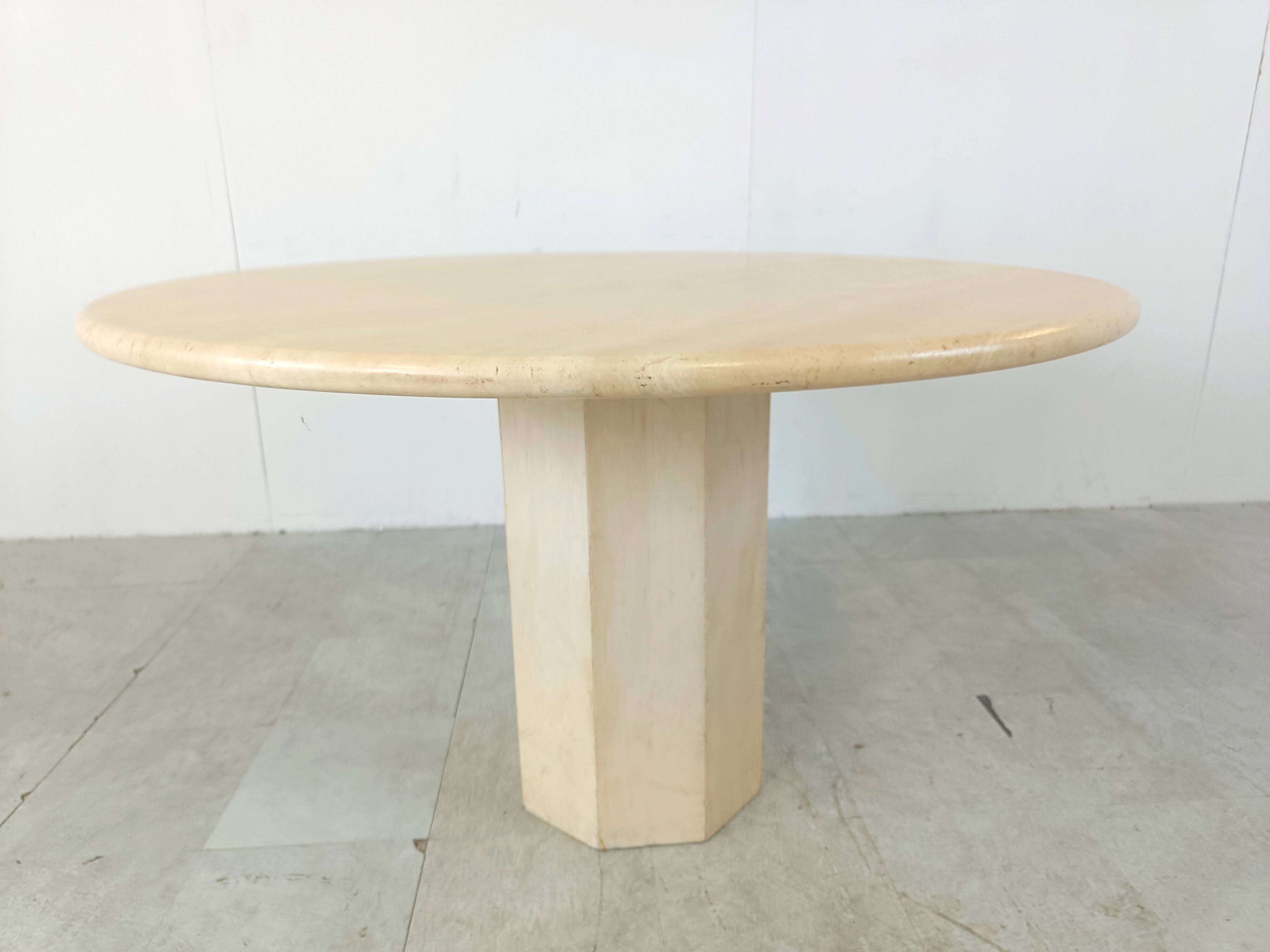 Round italian travertine dining table 1970s