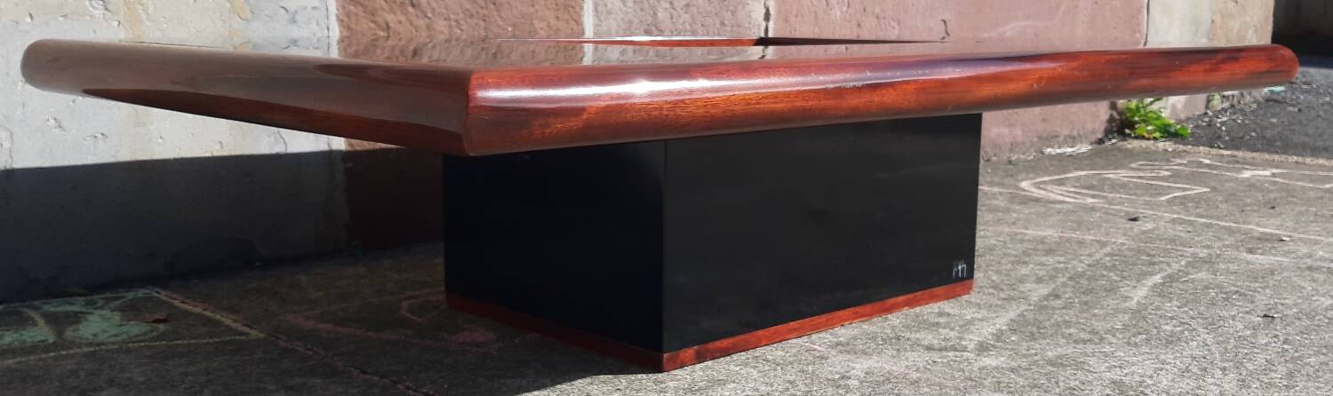Signed coffee table (Jean Claude Mahey, 70s)