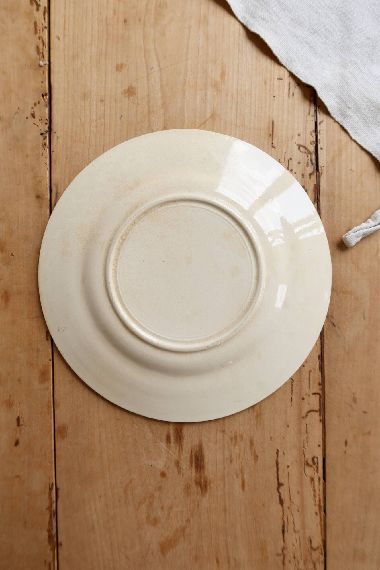 Ivory ironstone dessert plate – Pale blue and orange borders