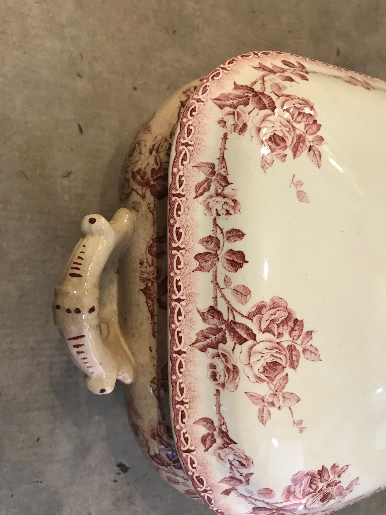 Tureen in faience choisy the king nineteenth floral decoration of roses