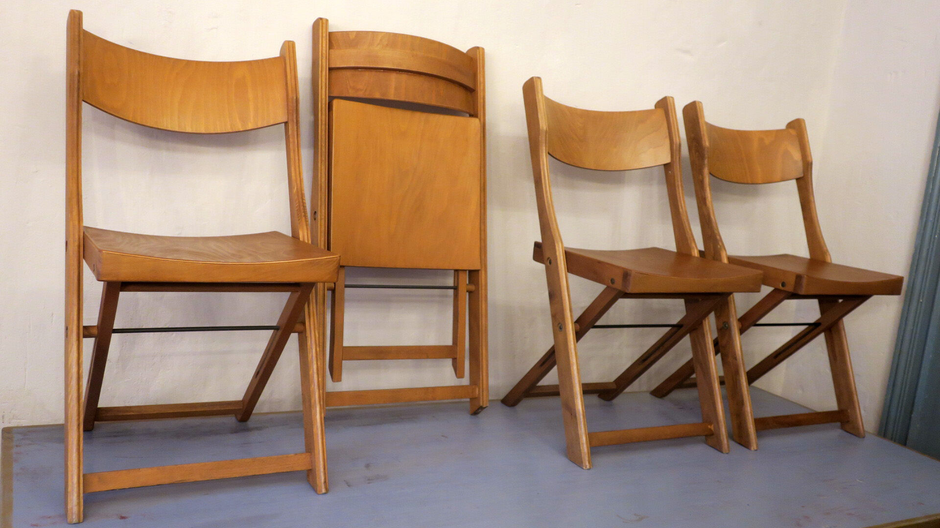 Ensemble de 4 chaises pliantes du milieu du siècle