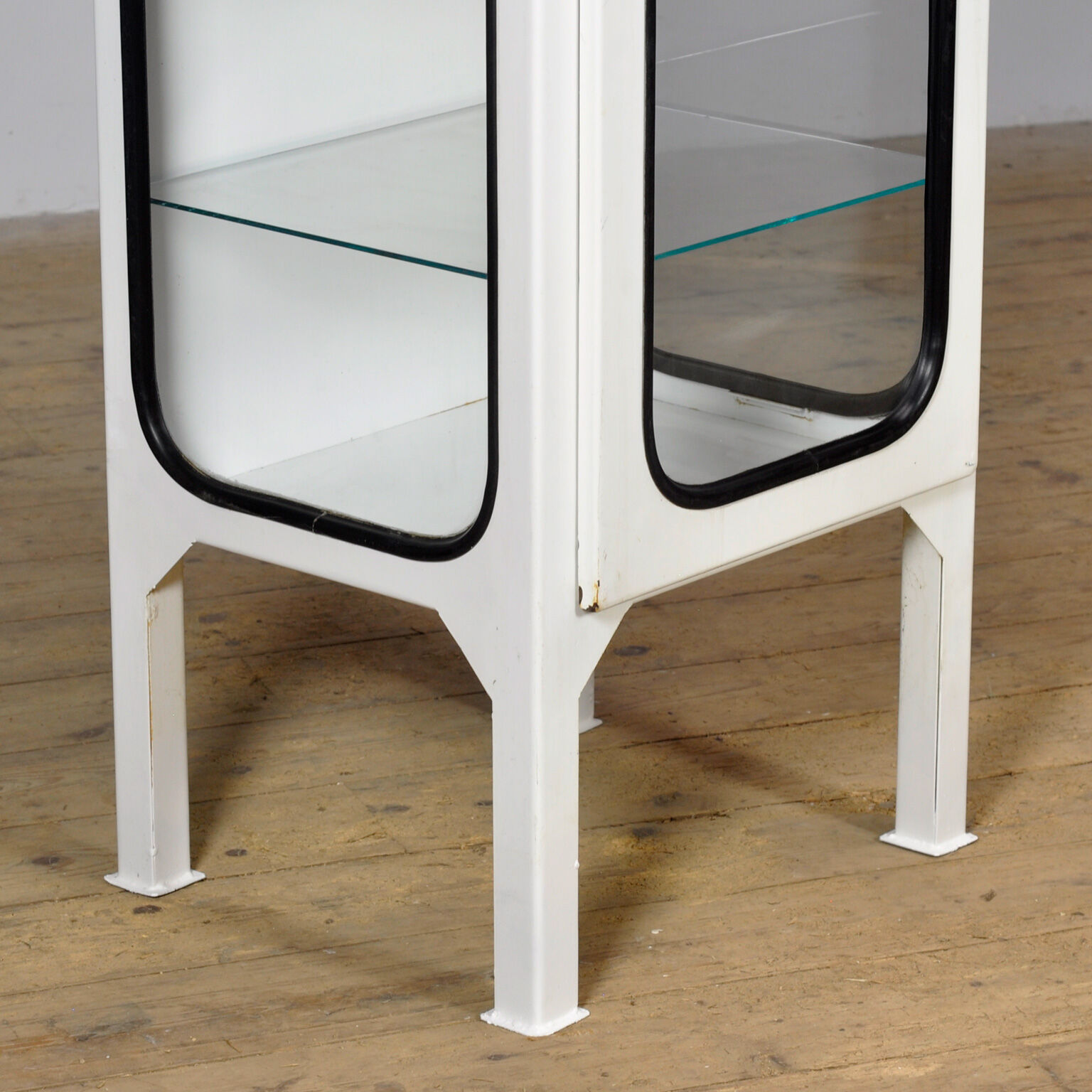 Vintage medical cabinet, 1970s