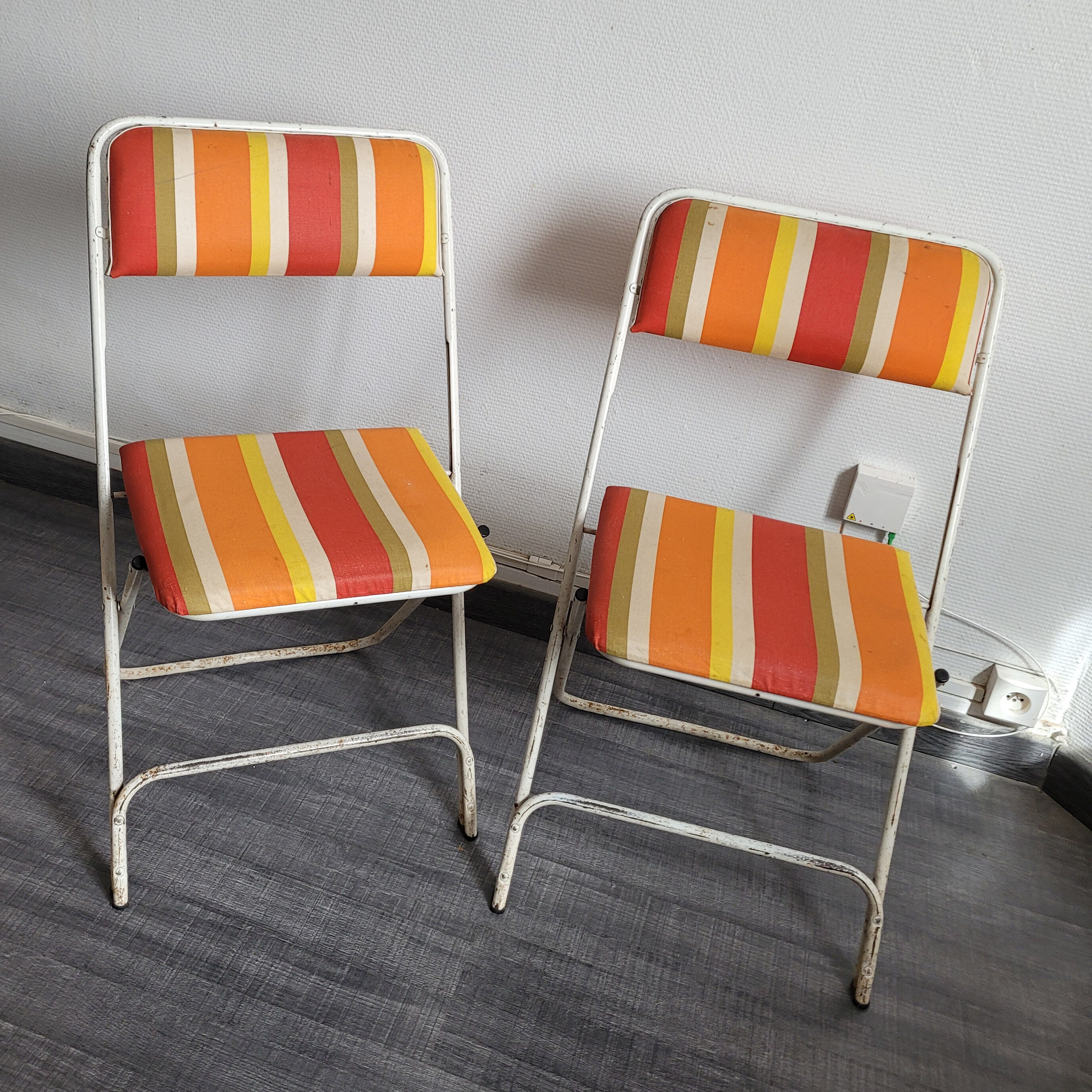 Vintage folding chair