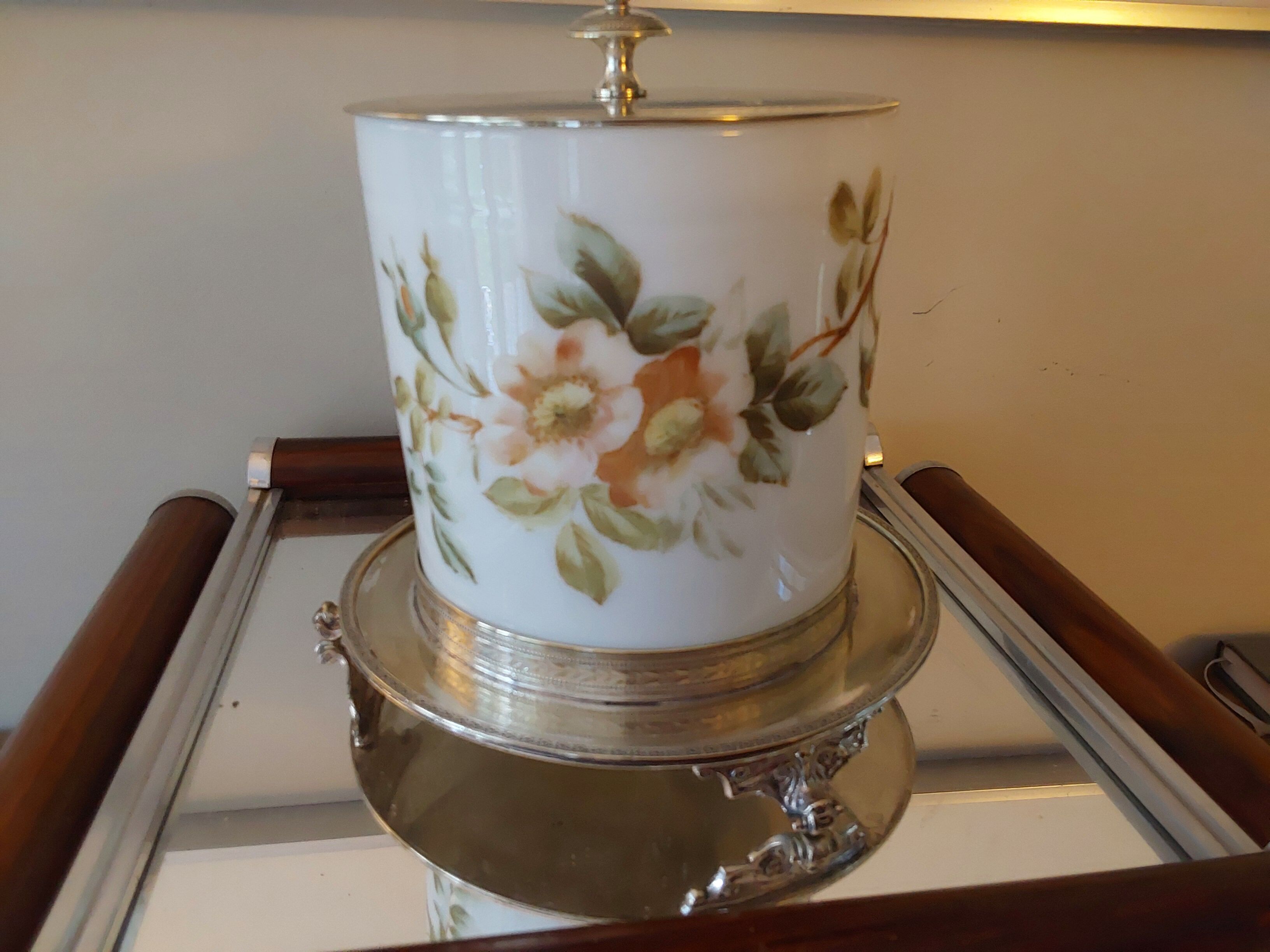 Bucket for biscuit tin