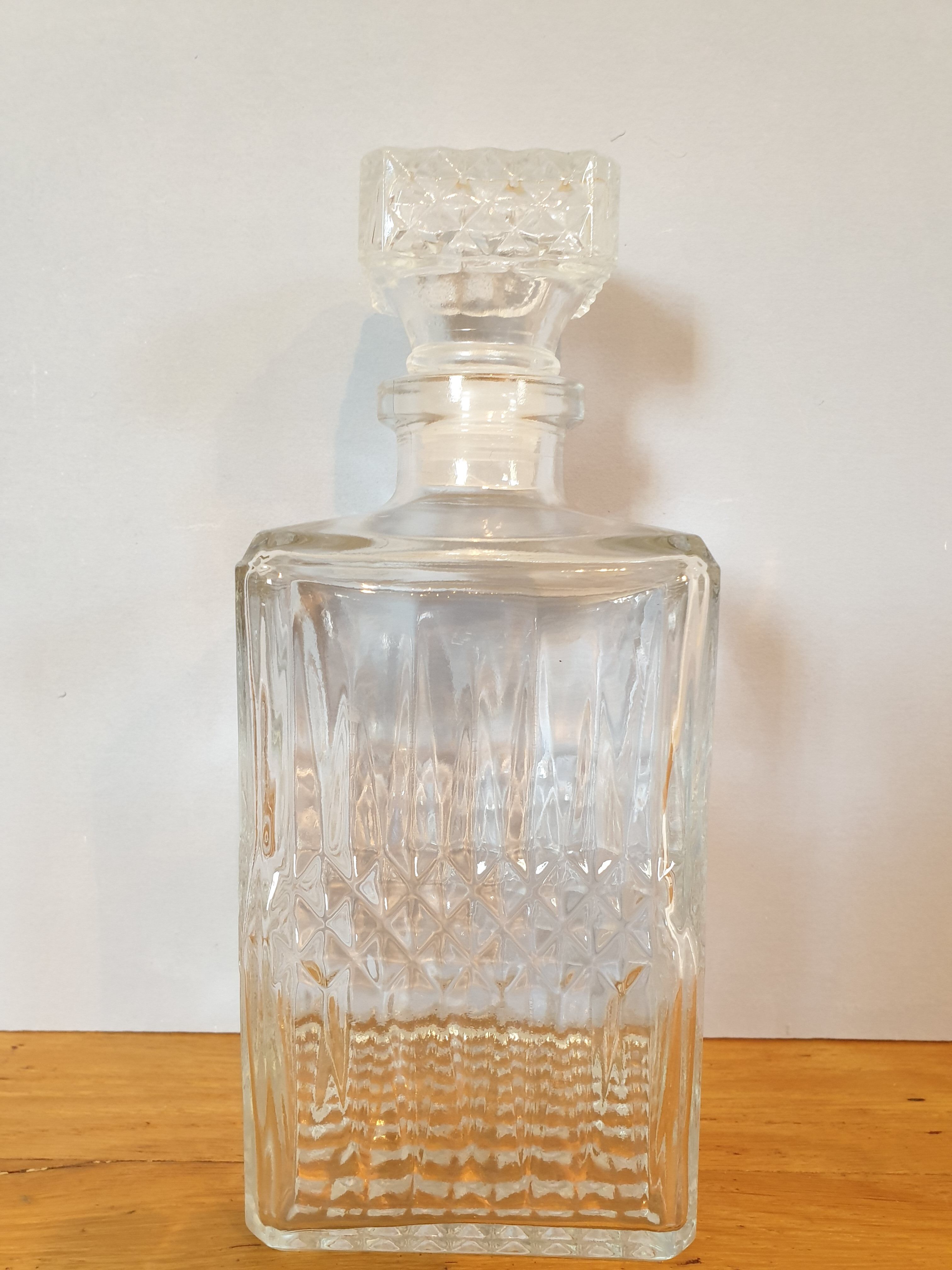 Whisky carafe set and ice bucket