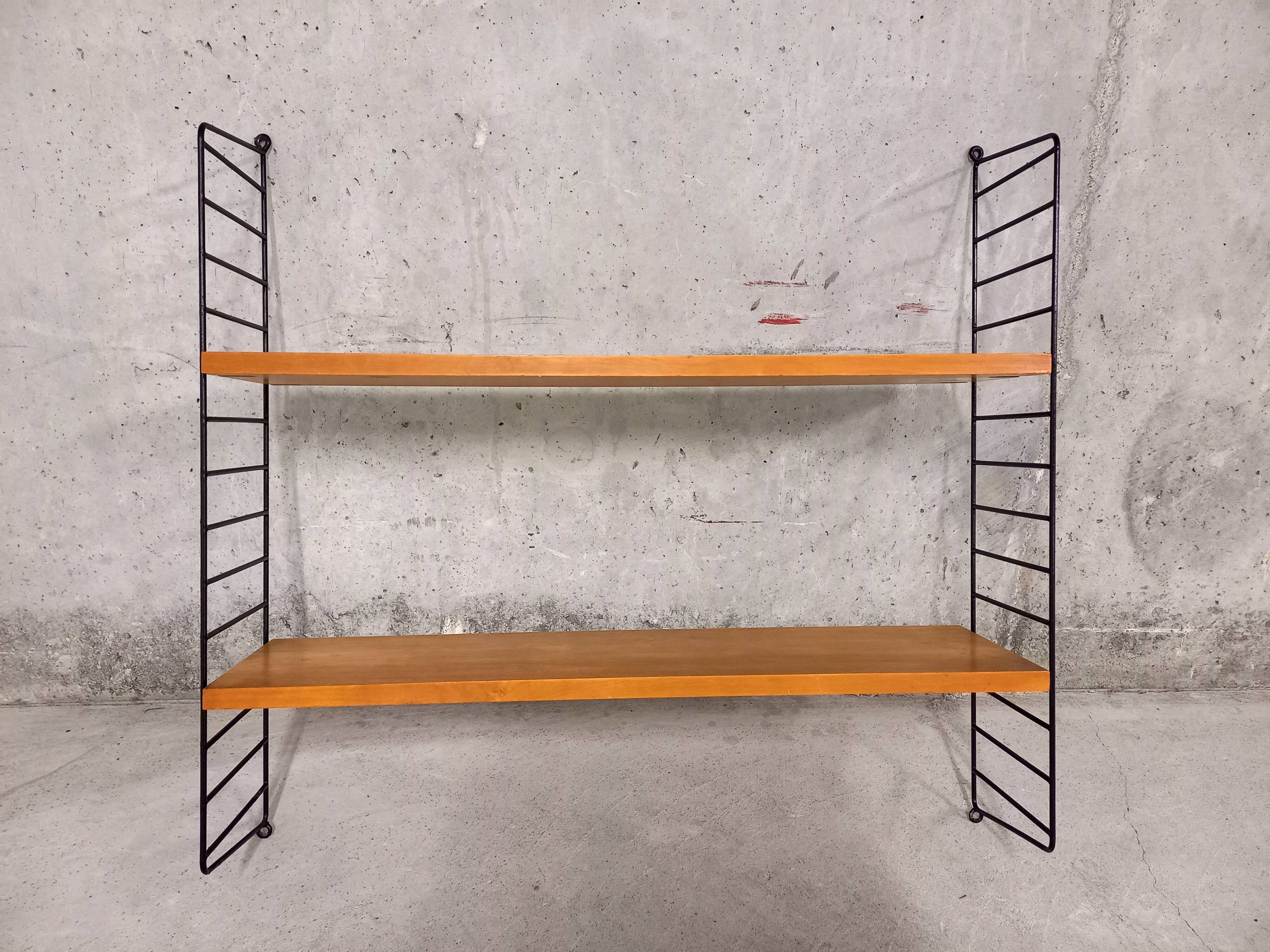 Vintage wall shelf in cherry and black metal Style String Tomado