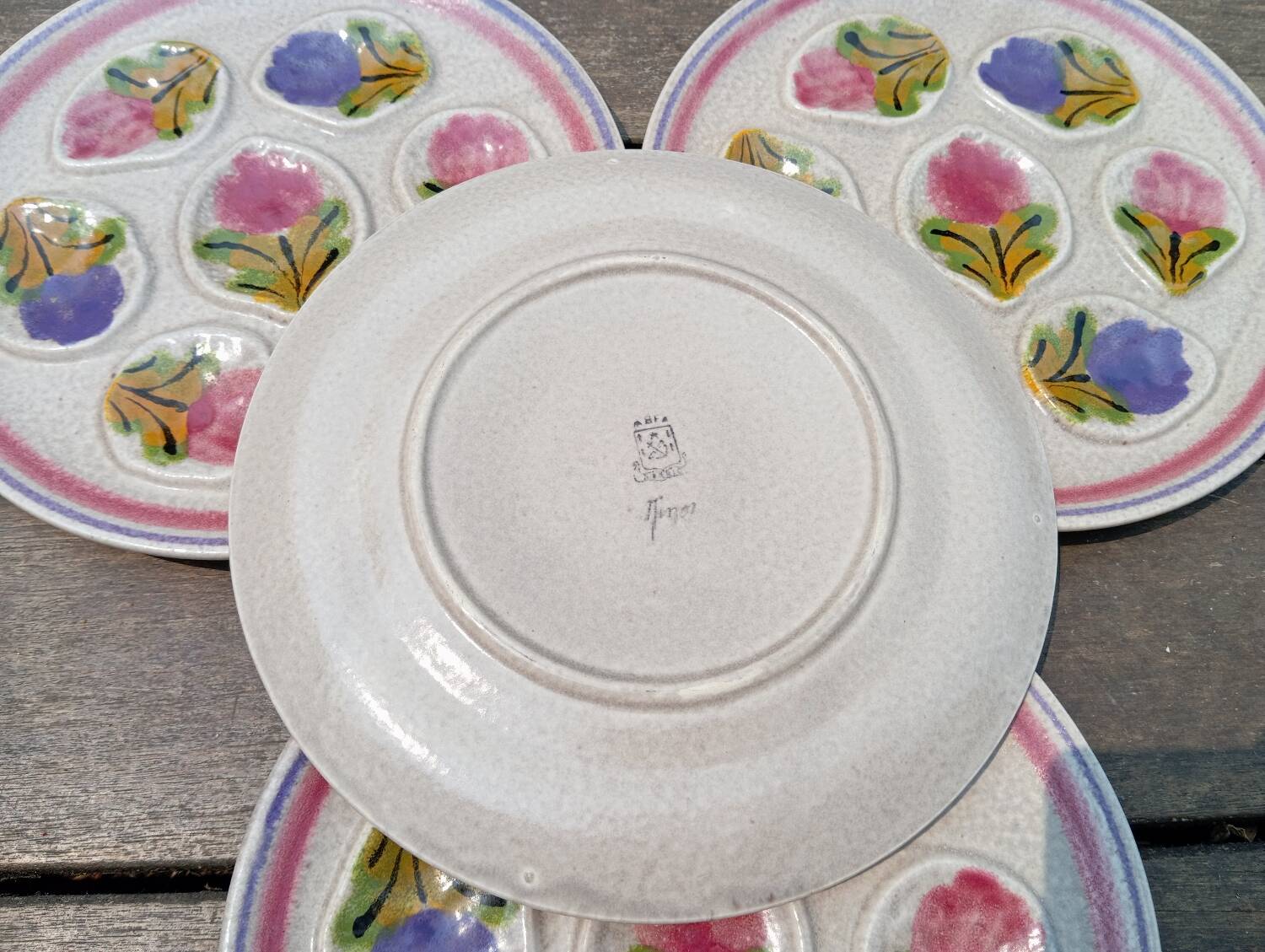 4 oyster plates 1960/70 floral decoration by MBFA Pornic