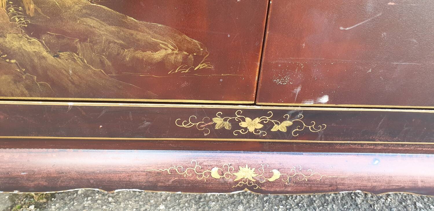 Chinese lacquer TV cabinet from the seventies