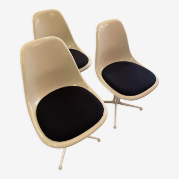 Chaises la fonda de Charles et Ray Eames