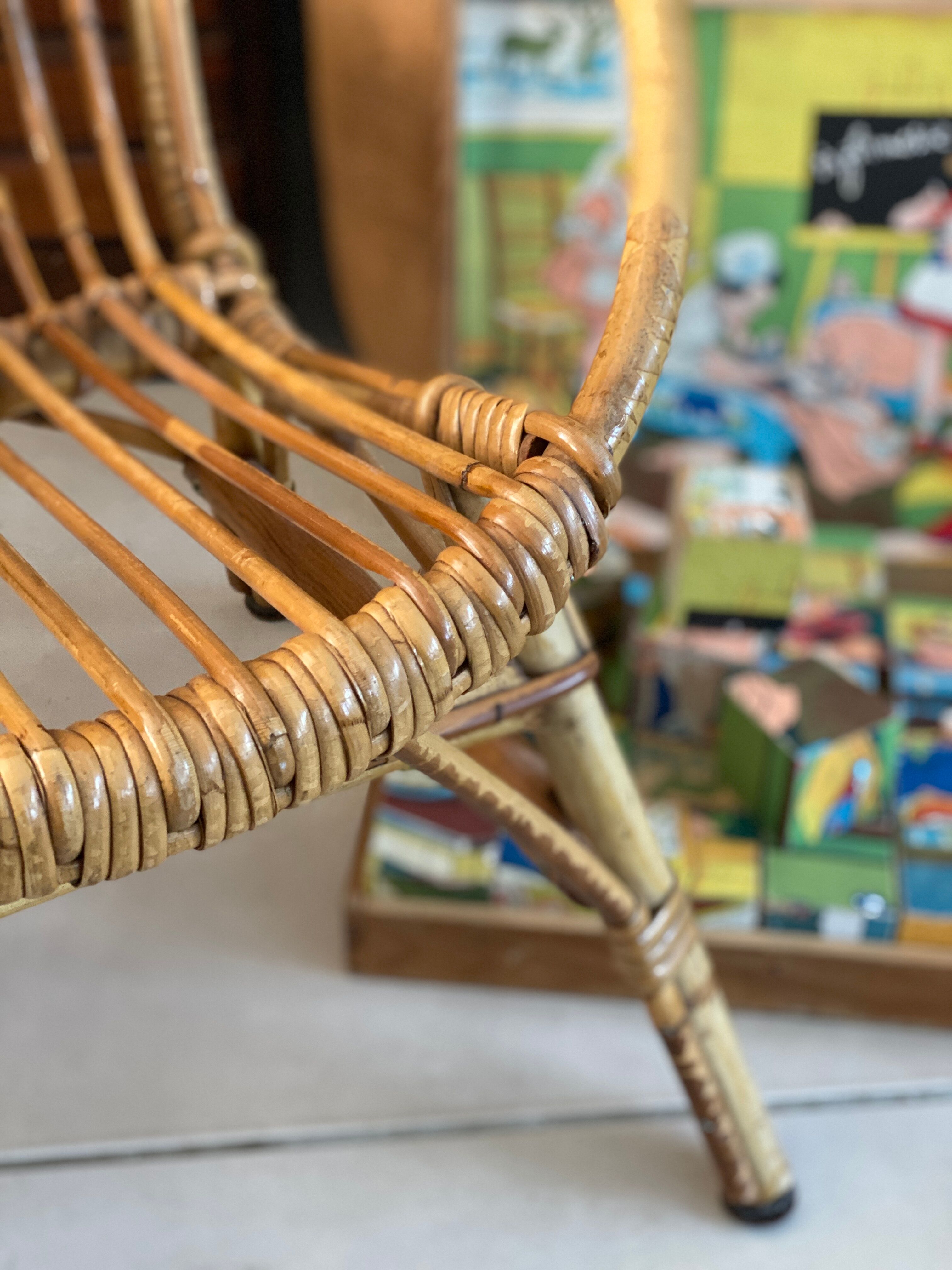 Fauteuil coquille rotin enfant