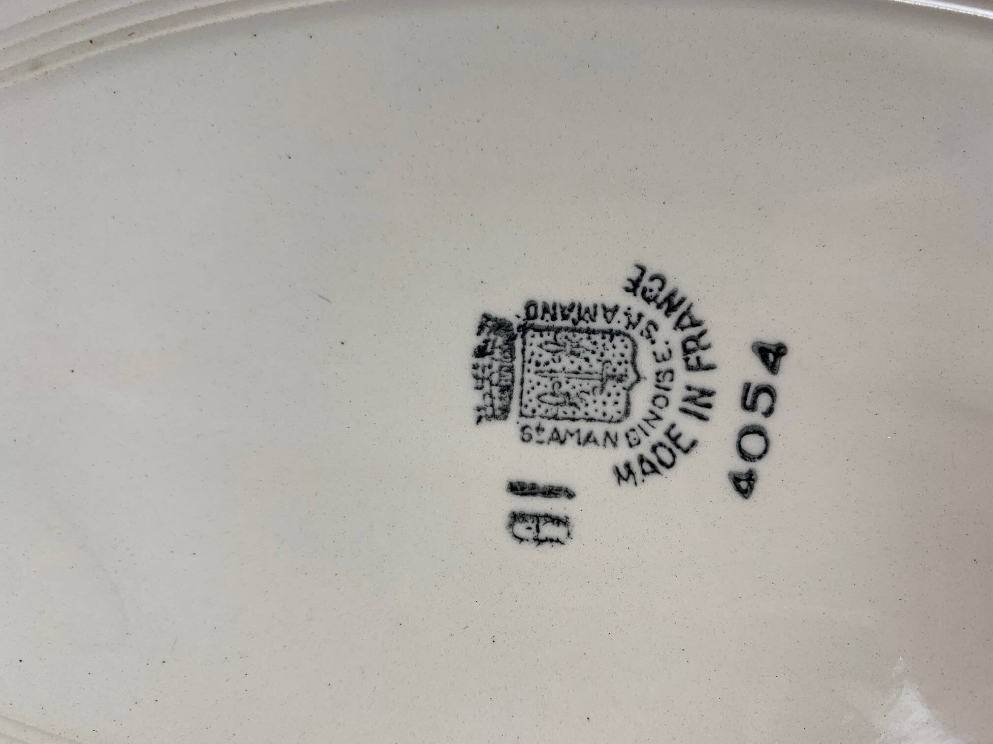 Oval dish "amandinoise", St Amand, geometric pattern, 20th century