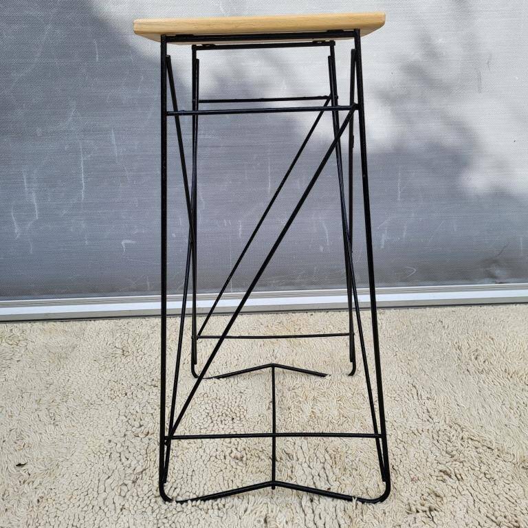 Vintage Eiffel stand 1970