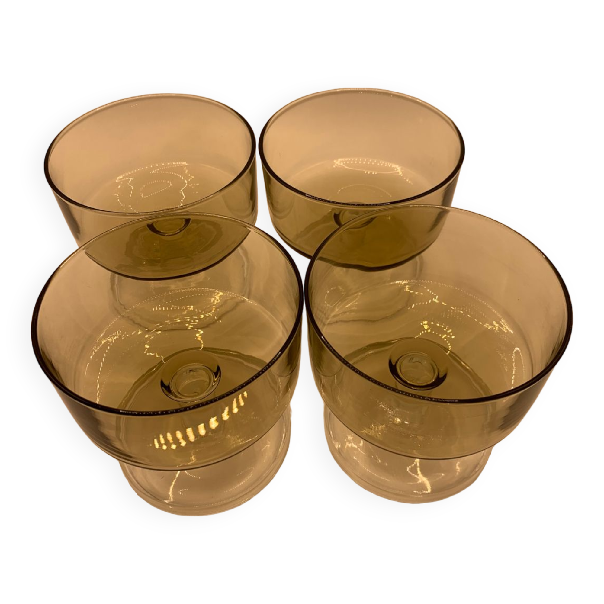 Ice cream or fruit sundaes