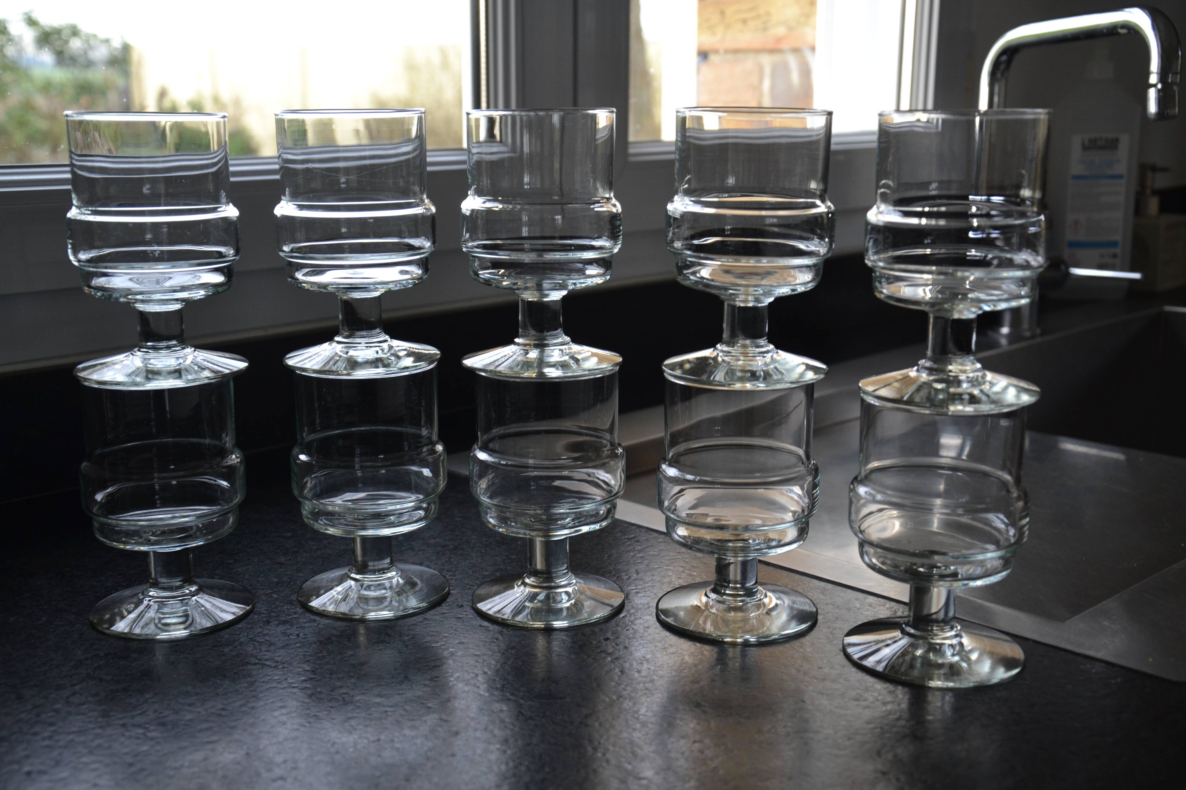 10 vintage stemmed wine glasses