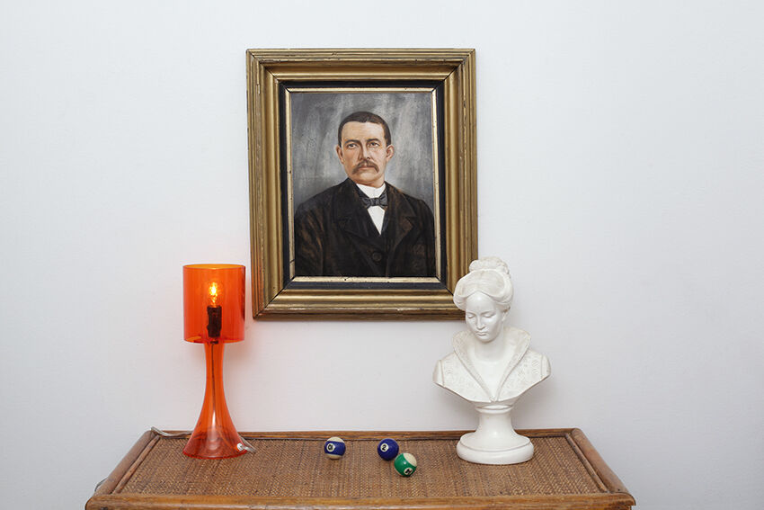 Portrait men 1930 in gold frame