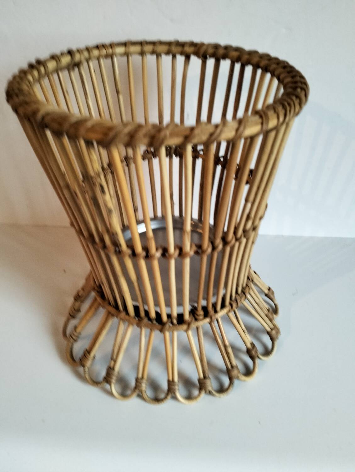 Cache pot