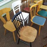 Lot de 20 chaises de bistrot bois dépareillé - vintage