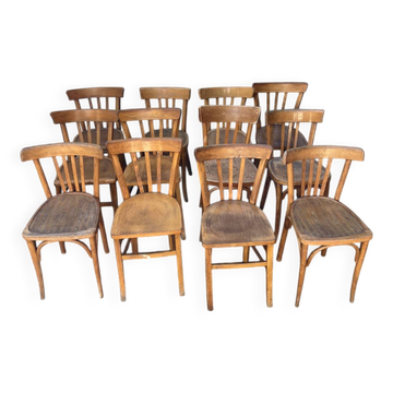 (Lot) 12 bistro chairs (light oak)