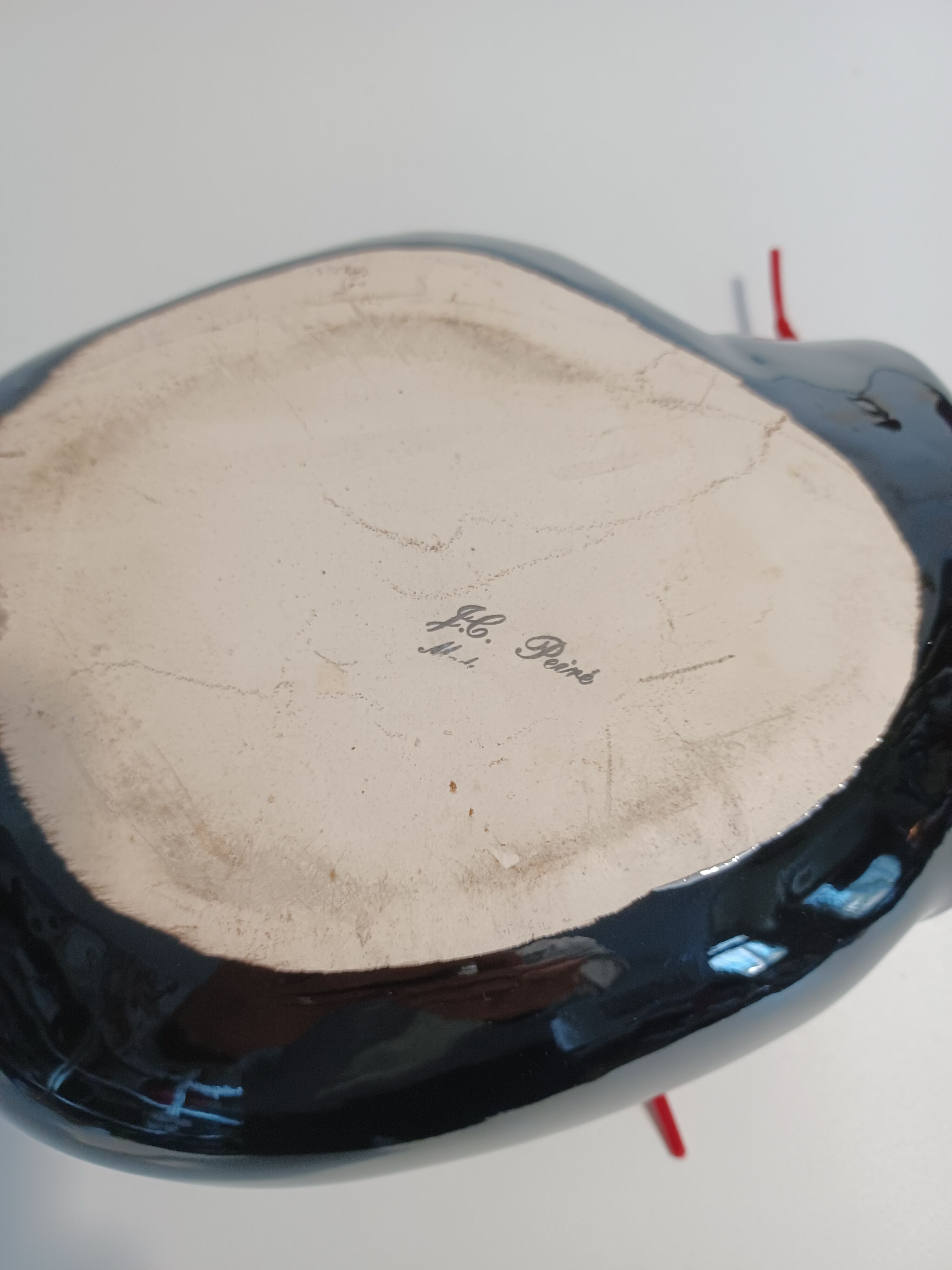 Ceramic pocket emptier by JC Peire. 1970s.