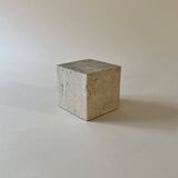 Travertine open-air cube