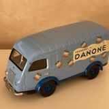 Renault 100kg Publicitaire danone