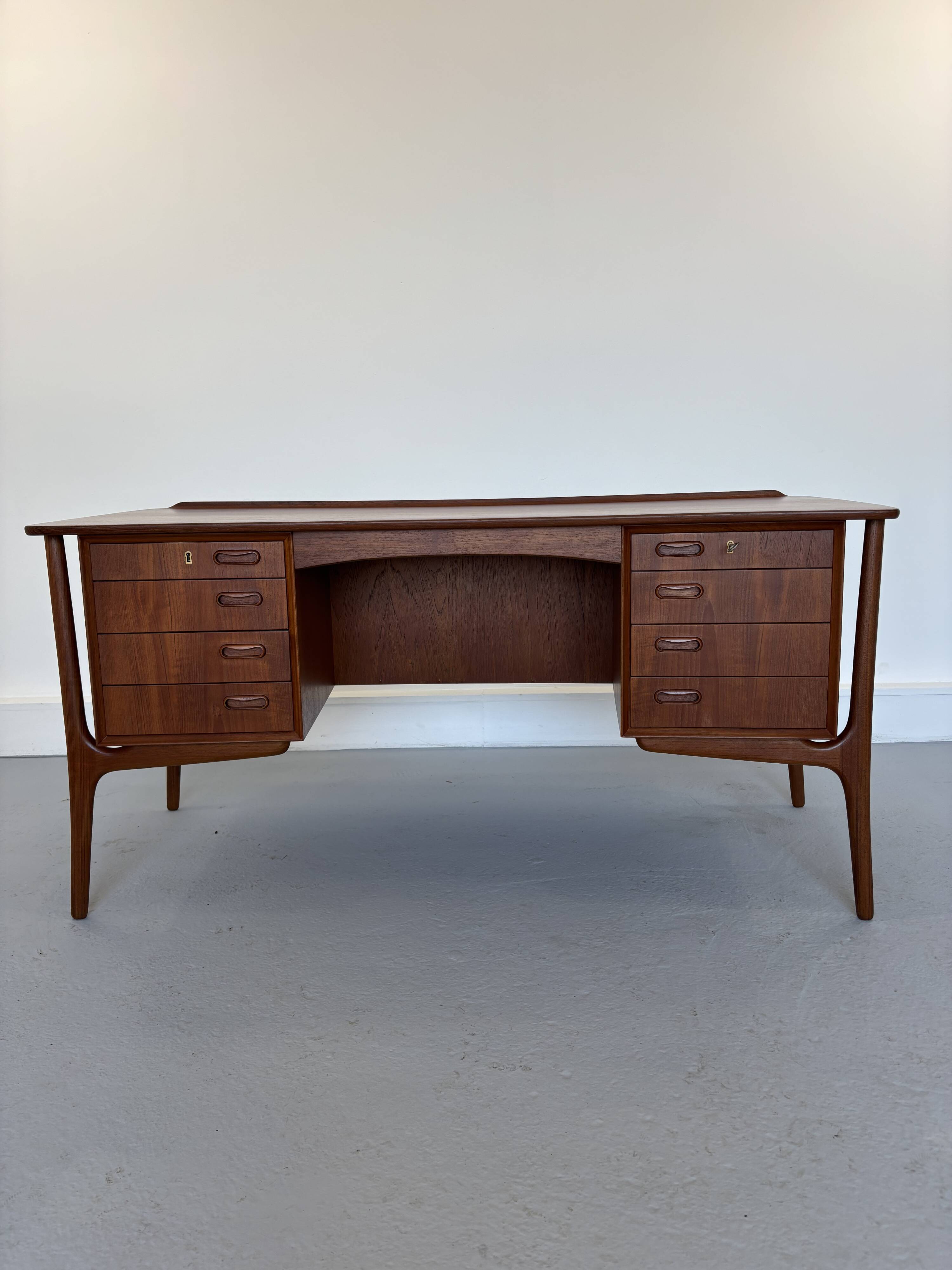 Svend Åge Madsen 1960s Danish Freestanding Desk