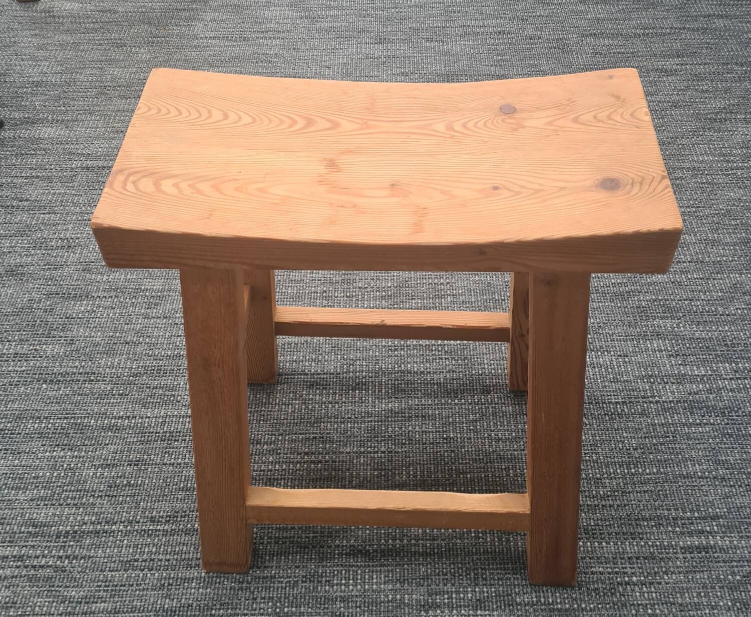 Solid pine stool
