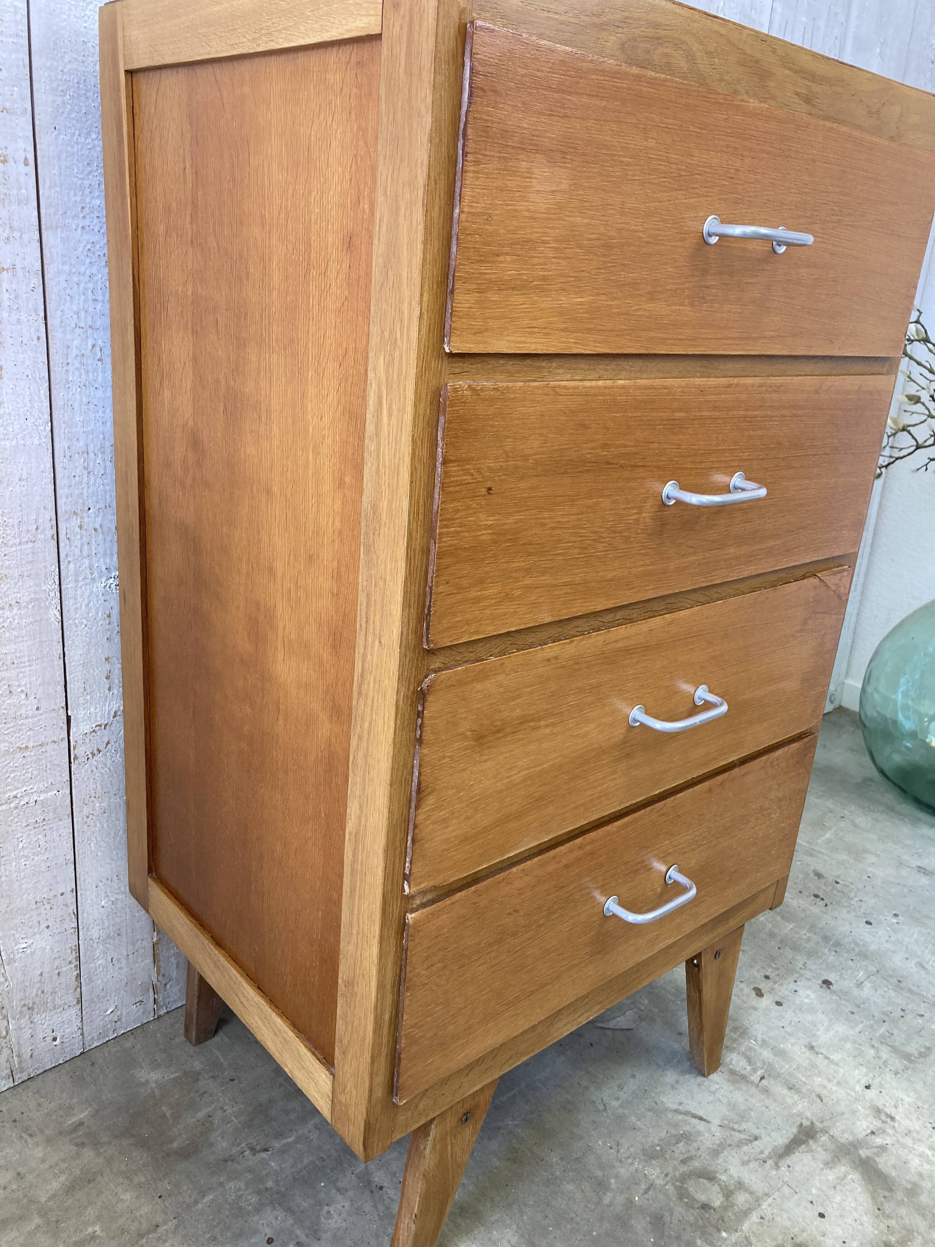 Chiffonier with compass feet