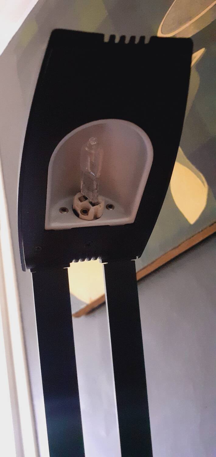 Mizar desk lamp from the 80s Italy by G. Linardi