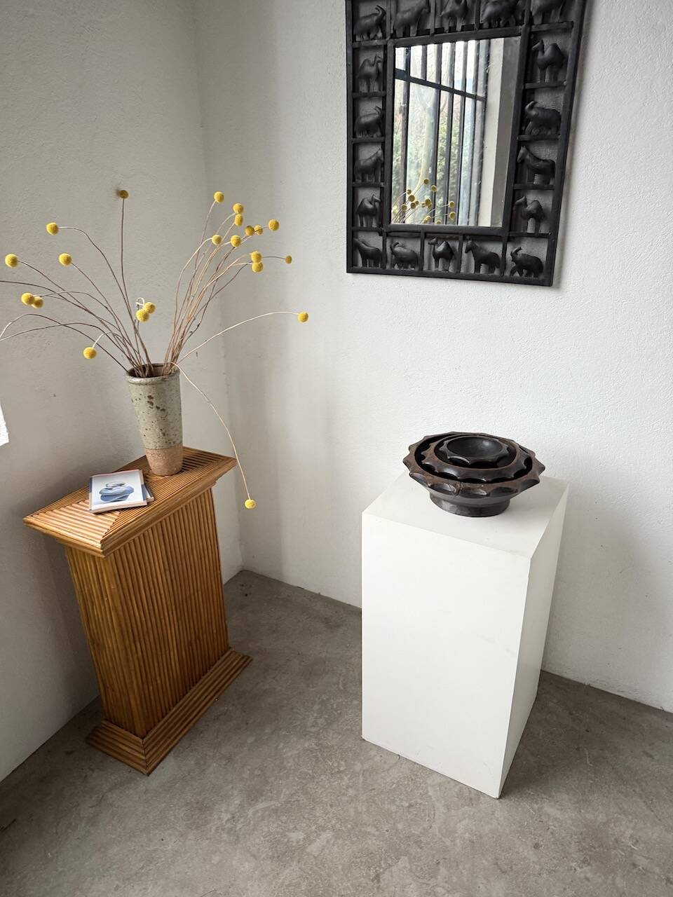 Brutalist wooden dishes, Savoyard popular art.