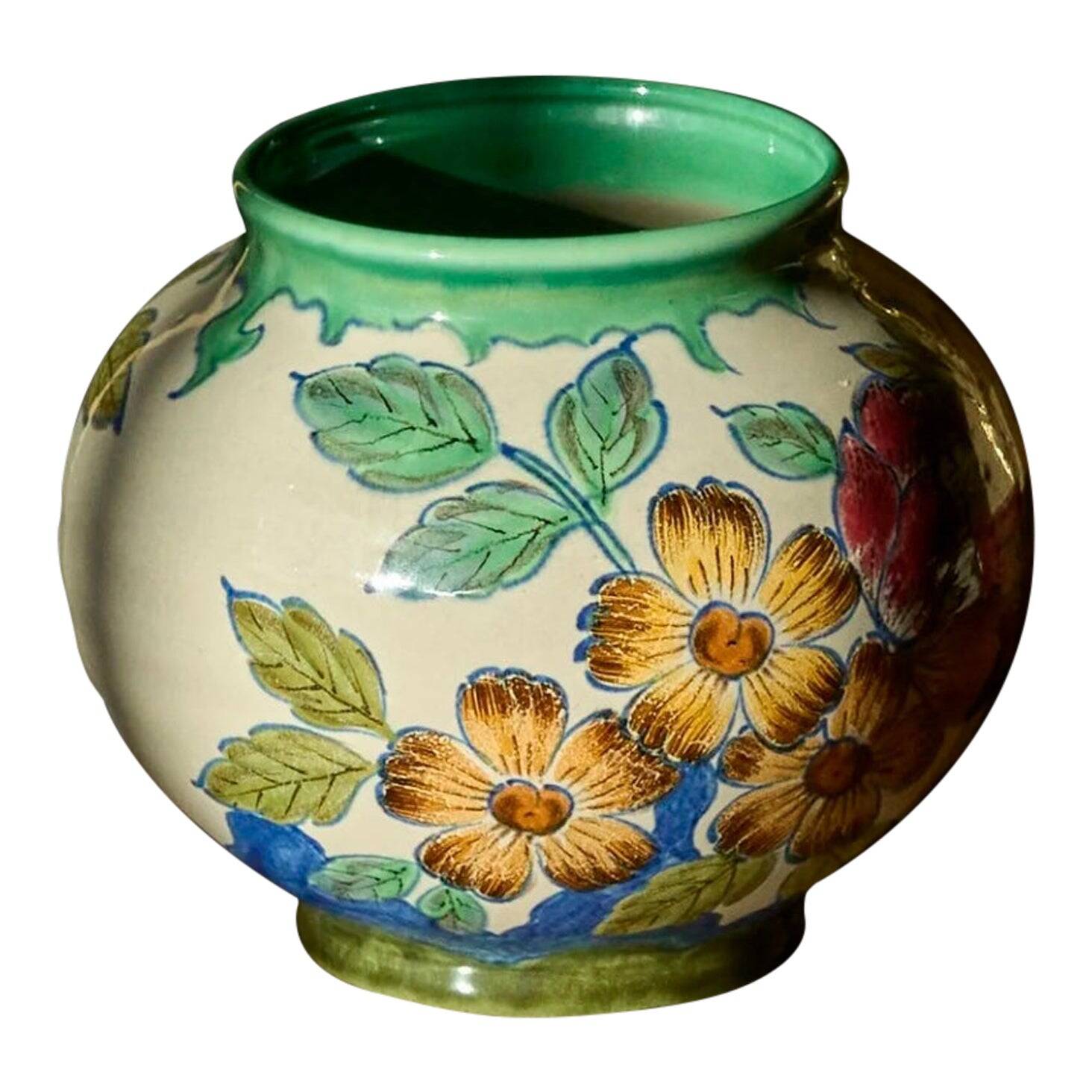 Vase early 20th century floral decoration Gouda