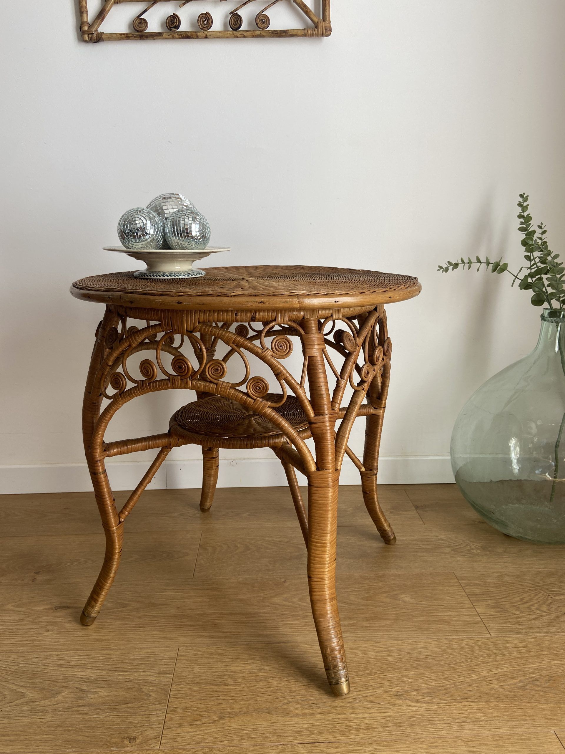 VINTAGE RATTAN SIDE TABLE PEACOCK PATTERN