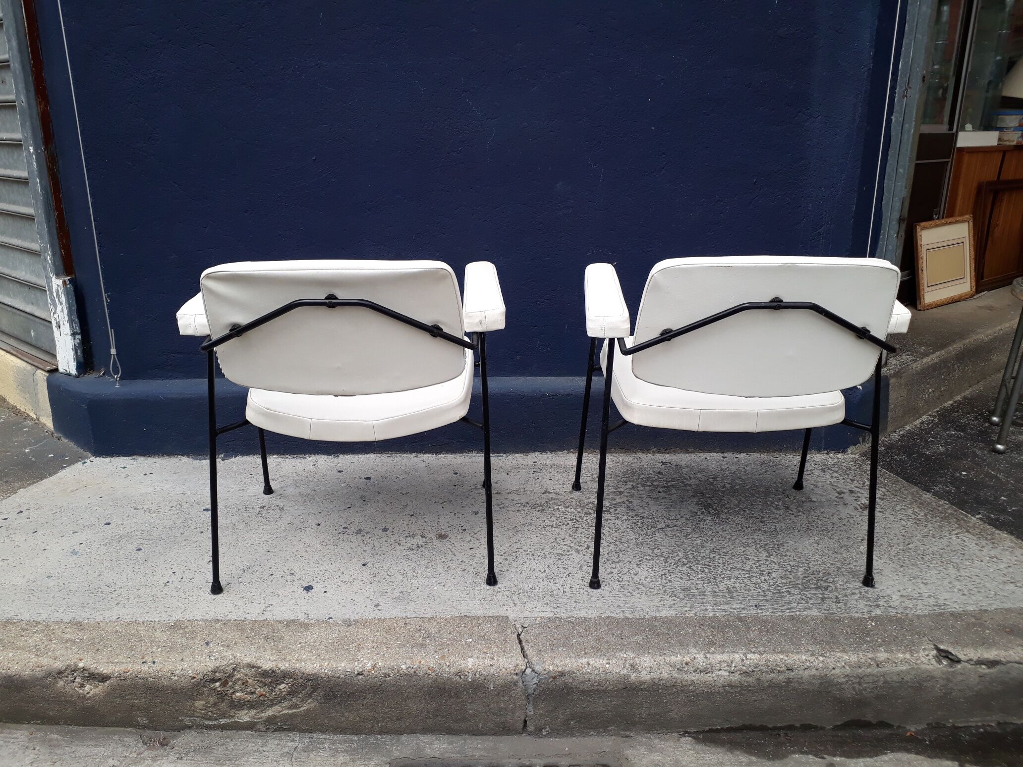 Pair of armchairs CM 197 by Pierre Paulin edited by Thonet in 1950