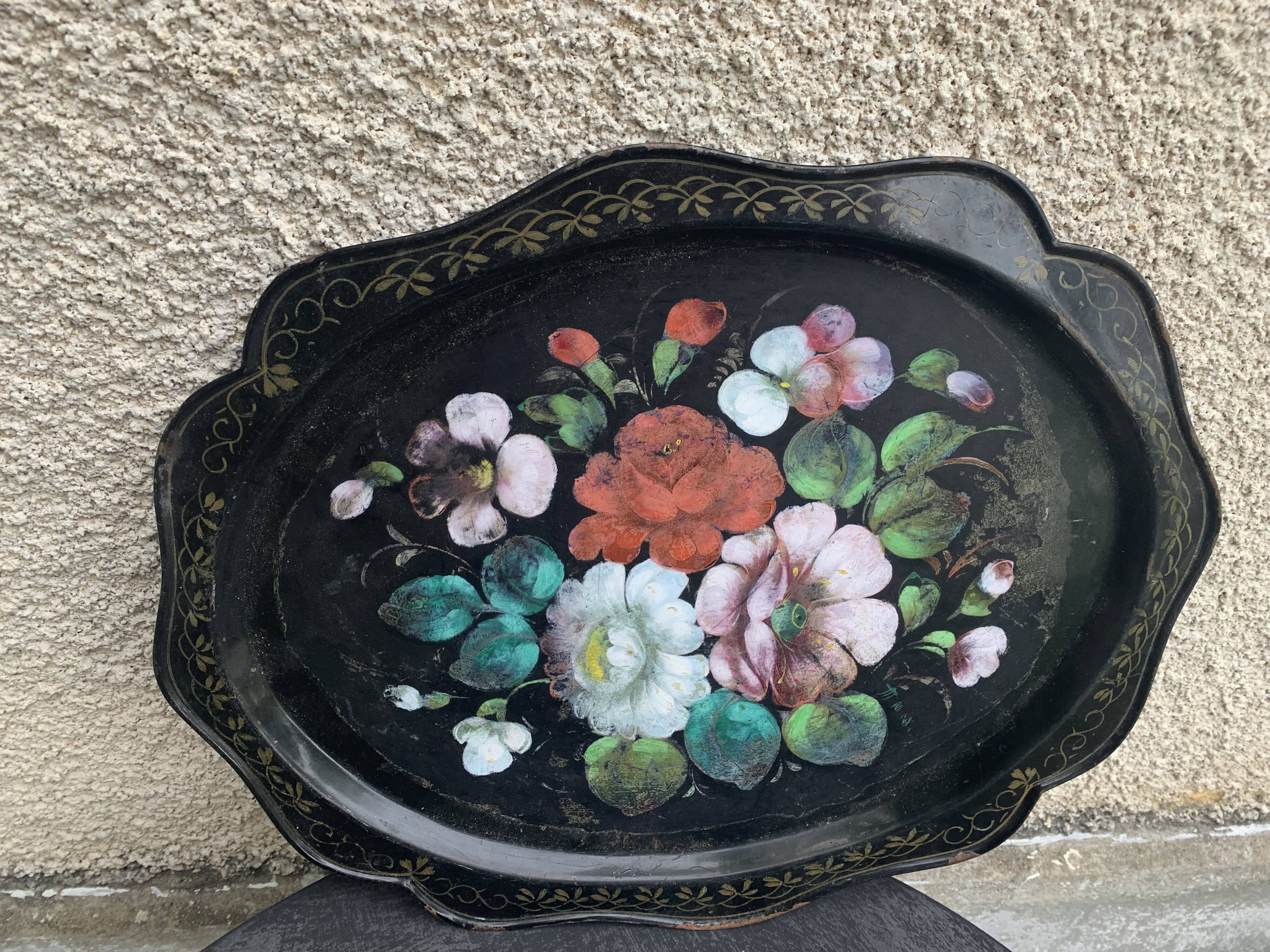 Bohemian and folkloric tray hand-painted flowers on a black metal background