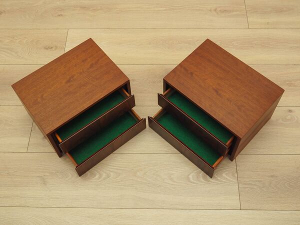 2 chevets muraux danois, années 1970