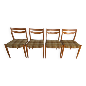 Series of 4 Scandinavian style chairs 1960