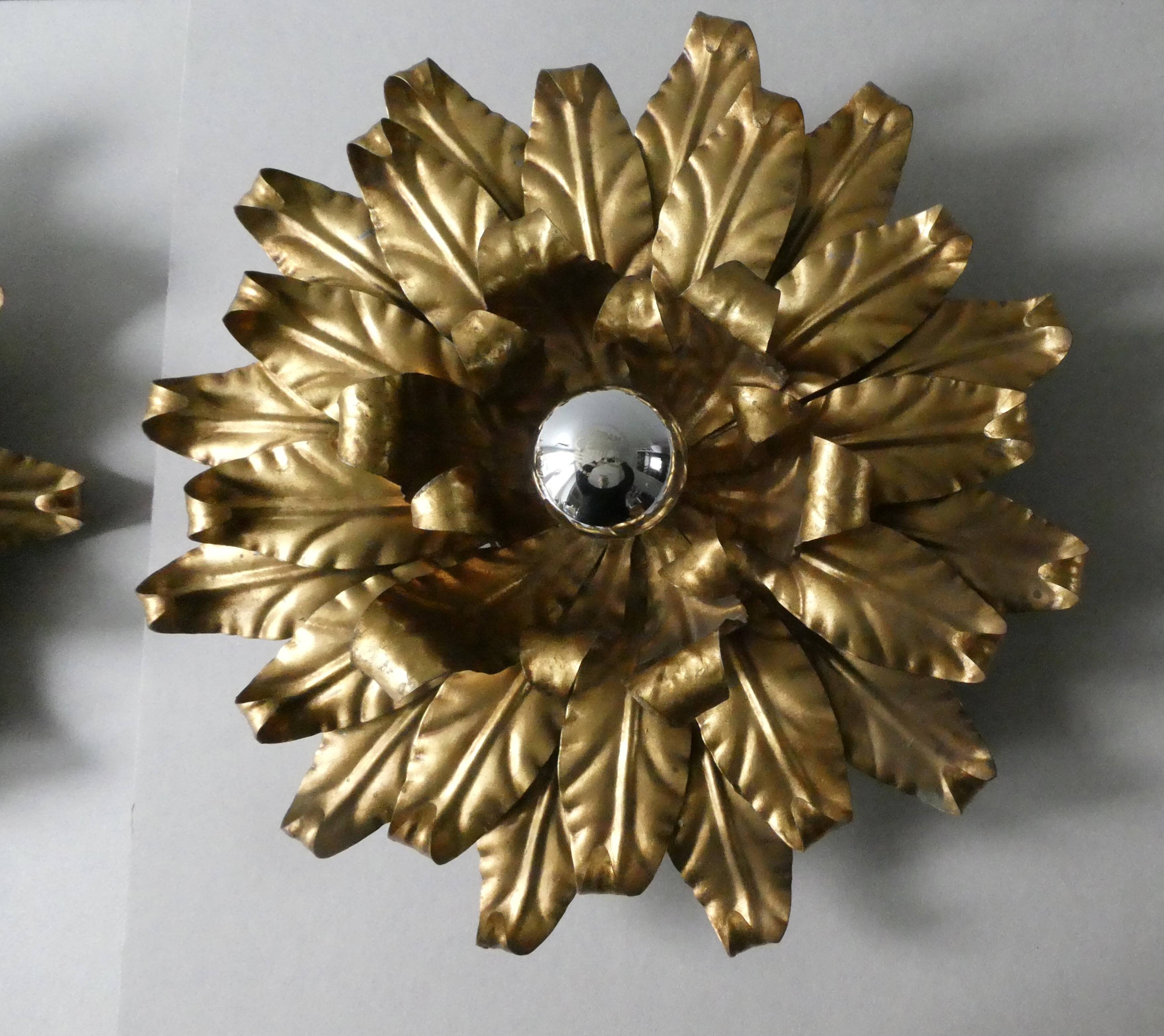 Pair of large flower wall lights in gilded metal, Italy, 1960s